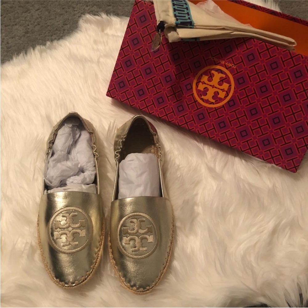 BRAND NEW TORY BURCH ESPADRILLES